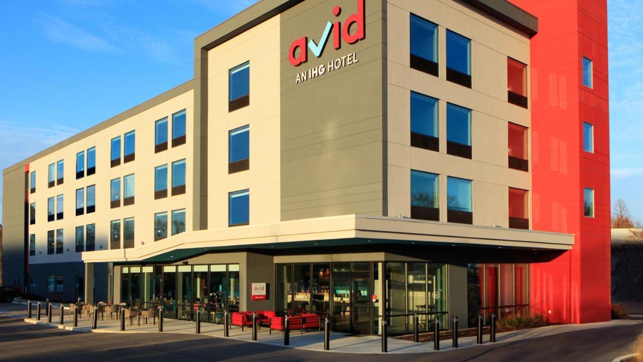 Avid Hotel-Midland Bagian luar foto